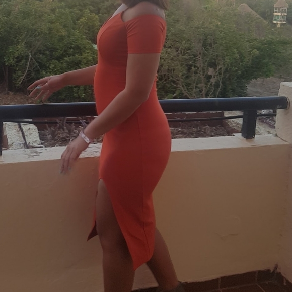 Orange bodycon - Picture 2 of 3